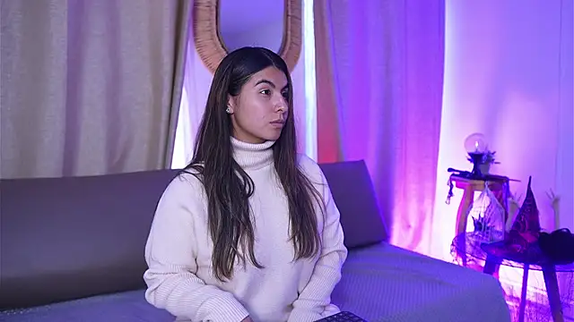 ShelleyMorell online show from October 28, 2025, 2:16 pm