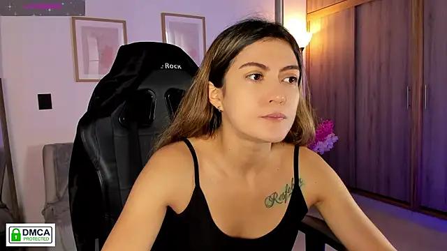 Lilabril online show from April 28, 2026, 2:43 pm