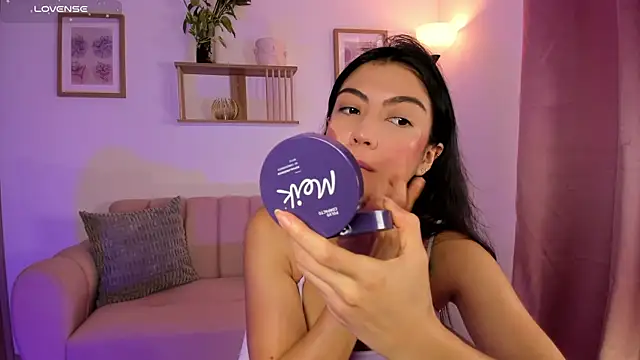 Snapshot of Lilabril chatting on June 30, 2026, 2:39 pm Lilabril online show from June 30, 2026, 2:39 pm