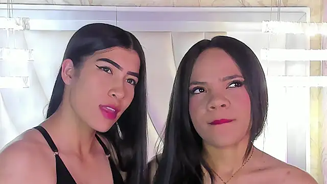 Snapshot of siara_and_zoe chatting on July 24, 2026, 11:56 pm siara and zoe online show from July 24, 2026, 11:56 pm