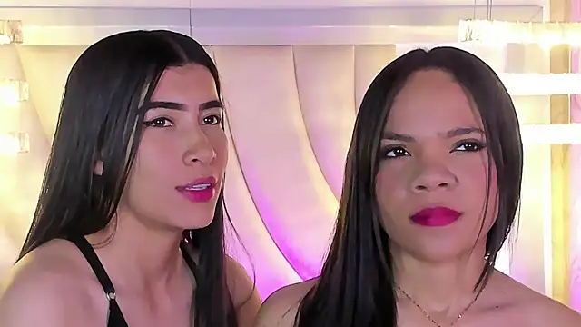 Snapshot of siara_and_zoe chatting on June 24, 2026, 9:56 pm siara and zoe online show from June 24, 2026, 9:56 pm