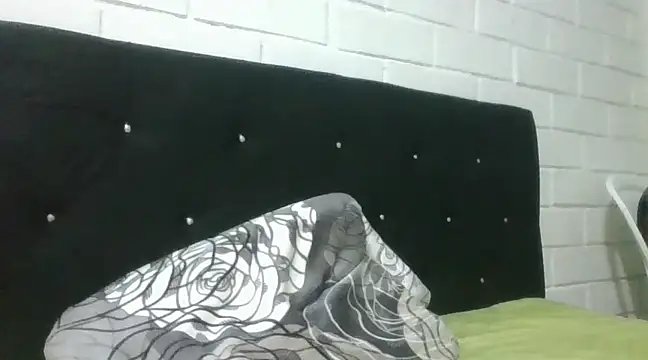 Snapshot of GiveLove1 chatting on March 9, 2025, 11:25 pm GiveLove1 online show from March 9, 2025, 11:25 pm