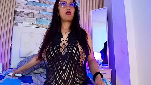 dayana mendoza69 online show from March 5, 2026, 12:57 pm