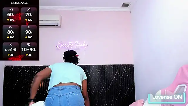 Snapshot of chanel_brunette chatting on October 27, 2025, 7:04 pm chanel brunette online show from October 27, 2025, 7:04 pm