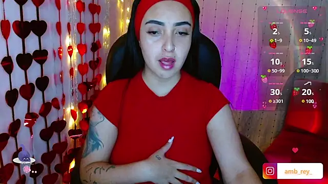 Snapshot of AmberGoddess_ chatting on March 1, 2025, 1:43 am AmberGoddess  online show from March 1, 2025, 1:43 am