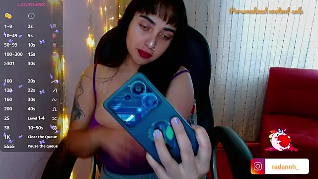 Snapshot of AmberGoddess_ chatting on March 20, 2025, 9:02 pm AmberGoddess  online show from March 20, 2025, 9:02 pm