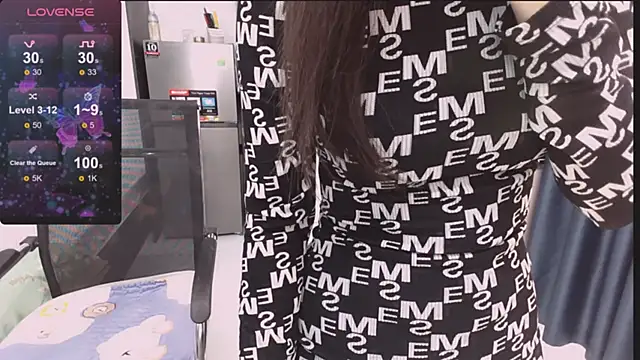 Snapshot of Lee_Mi chatting on March 23, 2025, 7:09 am Lee Mi online show from March 23, 2025, 7:09 am