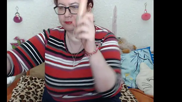 PlayfullMature online show from November 30, 2025, 7:47 pm