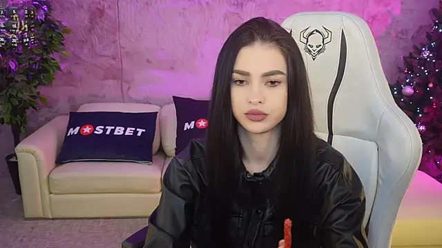 Tina Breeze online show from December 29, 2024, 11:50 am