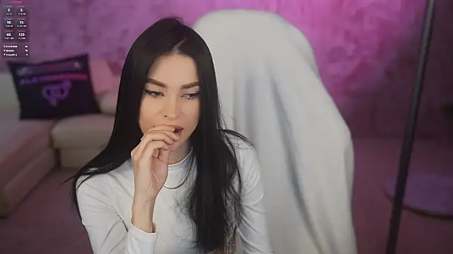 Snapshot of Tina_Breeze chatting on April 26, 2026, 10:23 am Tina Breeze online show from April 26, 2026, 10:23 am