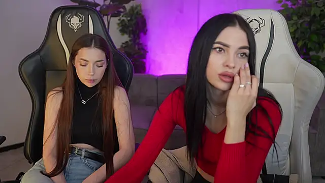 Tina Breeze online show from October 6, 2025, 6:58 am