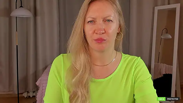 Snapshot of sugamomy chatting on November 26, 2025, 12:43 am sugamomy online show from November 26, 2025, 12:43 am