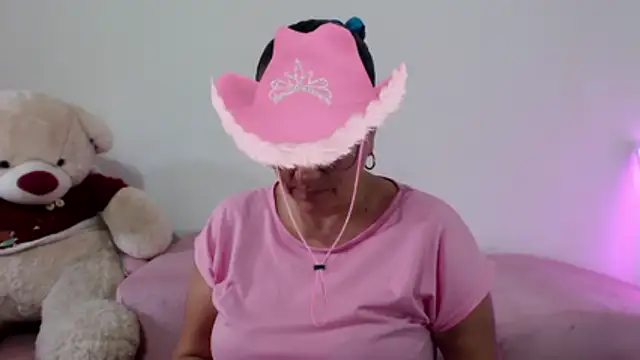 Snapshot of deisy_summers47x chatting on November 15, 2025, 1:15 pm deisy summers47x online show from November 15, 2025, 1:15 pm