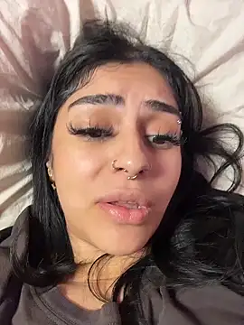 Snapshot of ThickerThanYoBitch chatting on October 14, 2025, 2:17 pm ThickerThanYoBitch online show from October 14, 2025, 2:17 pm