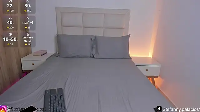 Snapshot of Kimberlylenox_ chatting on September 29, 2025, 11:32 pm Kimberlylenox  online show from September 29, 2025, 11:32 pm