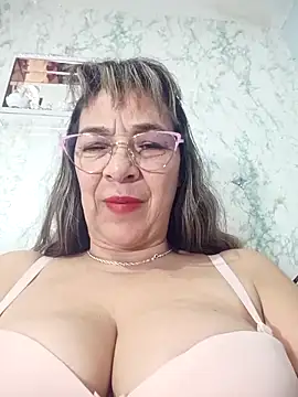 Snapshot of biancchi chatting on September 20, 2025, 12:43 pm biancchi online show from September 20, 2025, 12:43 pm