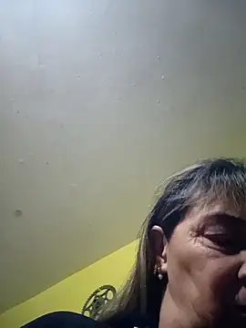 Snapshot of biancchi chatting on March 22, 2025, 5:41 pm biancchi online show from March 22, 2025, 5:41 pm