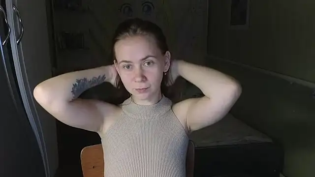 Riley Roo online show from December 15, 2025, 5:19 pm