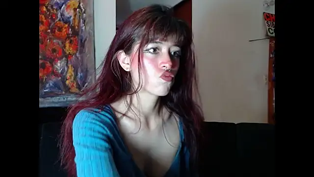 Snapshot of SuzzyyM chatting on December 17, 2025, 7:41 pm SuzzyyM online show from December 17, 2025, 7:41 pm