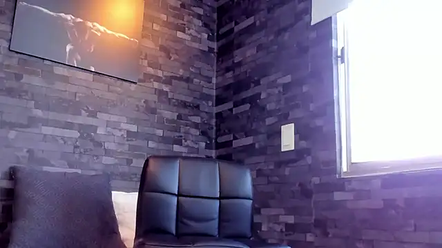 BruceDallas online show from September 20, 2025, 6:02 pm