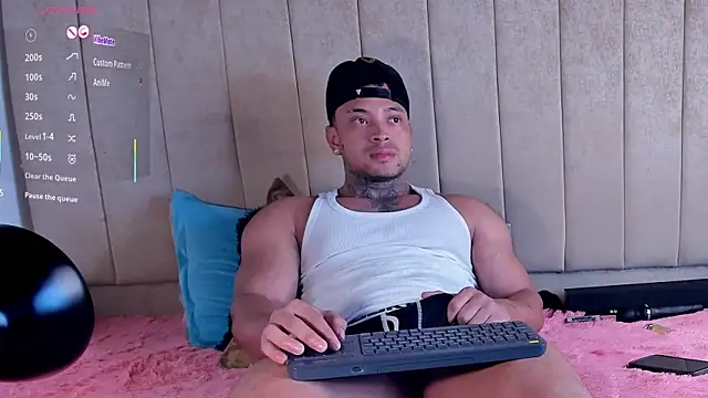 Snapshot of Stiven_collins chatting on July 12, 2026, 5:52 am Stiven collins online show from July 12, 2026, 5:52 am