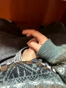 Snapshot of 114514hlove chatting on November 16, 2025, 12:59 am 114514hlove online show from November 16, 2025, 12:59 am