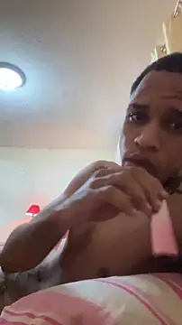 Snapshot of Zazz015 chatting on January 17, 2026, 12:42 pm Zazz015 online show from January 17, 2026, 12:42 pm