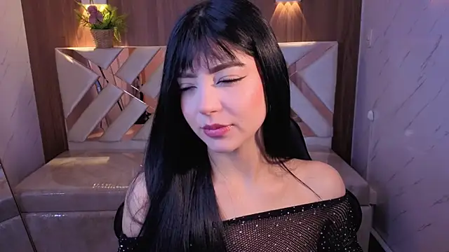 Snapshot of _mia_collins_b_ chatting on December 14, 2025, 1:17 pm mia collins b online show from December 14, 2025, 1:17 pm