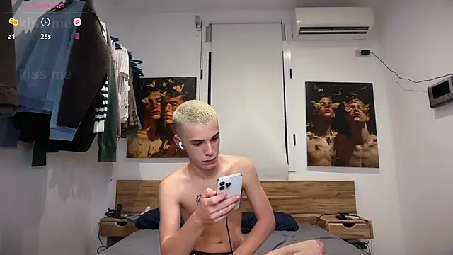 Snapshot of Cristian_Delgado chatting on September 27, 2025, 6:19 am Cristian Delgado online show from September 27, 2025, 6:19 am