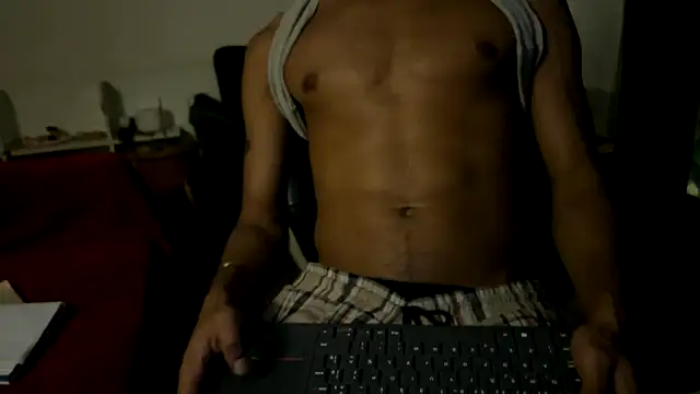 Snapshot of gerson173Hugo chatting on March 6, 2026, 12:05 am gerson173Hugo online show from March 6, 2026, 12:05 am