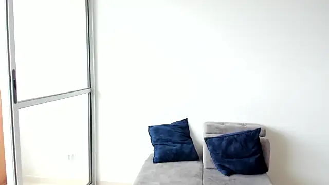 Snapshot of SweetYoungs_ chatting on March 21, 2025, 5:45 pm SweetYoungs online show from March 21, 2025, 5:45 pm