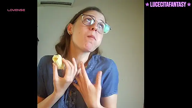 lucecitafantasy2 online show from March 4, 2026, 2:58 pm