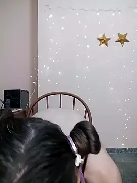 lucecitafantasy2 online show from February 7, 2025, 5:18 pm