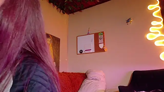 maryberry   online show from September 20, 2025, 2:49 am