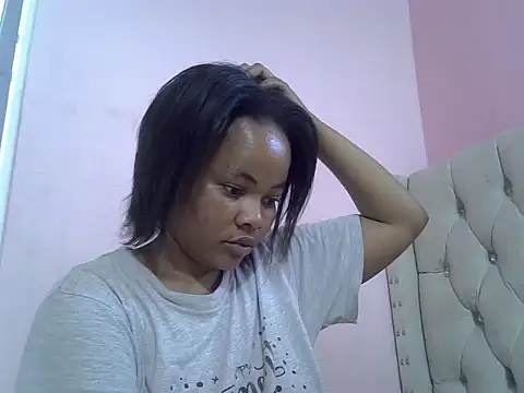 Amberay1 online show from September 28, 2025, 7:26 am