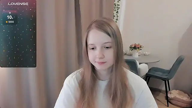 Snapshot of Alyaley chatting on May 8, 2026, 1:37 pm Alyaley online show from May 8, 2026, 1:37 pm