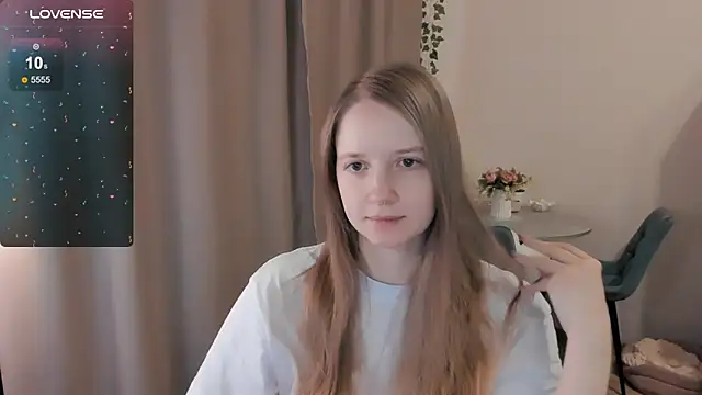 Snapshot of Alyaley chatting on May 4, 2026, 1:36 pm Alyaley online show from May 4, 2026, 1:36 pm
