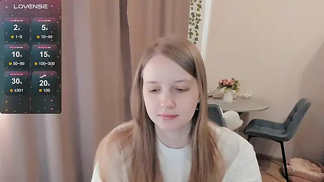 Snapshot of Alyaley chatting on April 21, 2026, 7:59 am Alyaley online show from April 21, 2026, 7:59 am