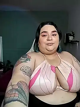 Snapshot of tiffany_laurens chatting on January 10, 2025, 2:14 am tiffany laurens online show from January 10, 2025, 2:14 am