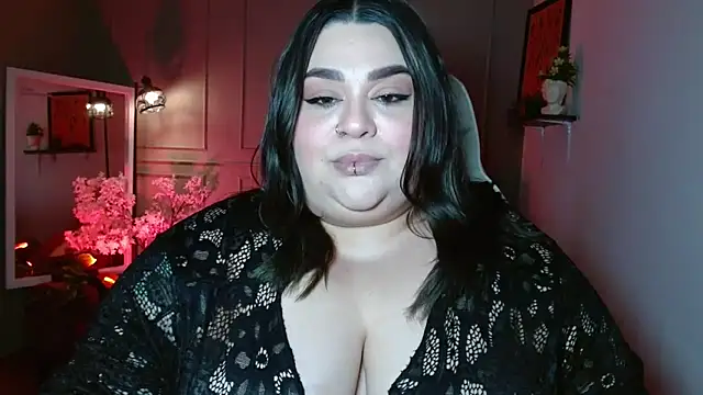 Snapshot of tiffany_laurens chatting on December 5, 2025, 5:28 am tiffany laurens online show from December 5, 2025, 5:28 am