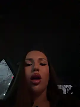 Syka0001 online show from December 18, 2025, 12:53 pm