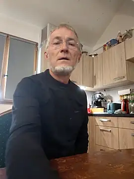 60philippe online show from October 5, 2025, 10:06 am