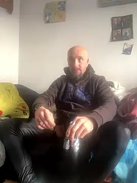 branleurbidu90 online show from January 14, 2026, 9:13 am