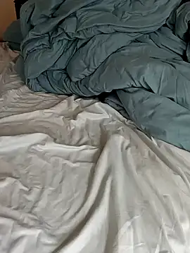 momentum2023 online show from October 7, 2025, 2:40 pm