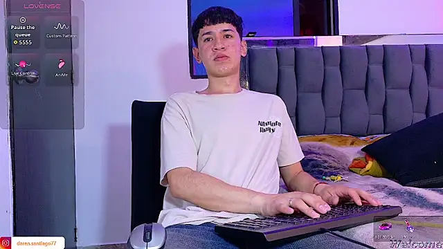 Snapshot of Mr_daren_ chatting on June 6, 2026, 7:08 pm Mr daren online show from June 6, 2026, 7:08 pm