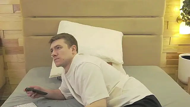 EthanPinkman online show from February 18, 2026, 4:54 am