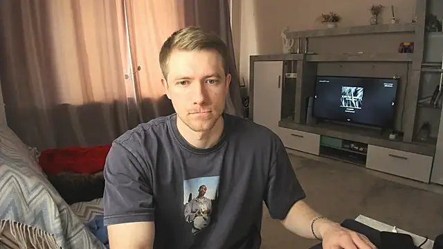 Snapshot of EthanPinkman chatting on May 16, 2026, 6:56 am EthanPinkman online show from May 16, 2026, 6:56 am
