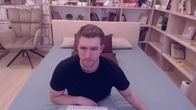 EthanPinkman online show from March 14, 2025, 9:35 am