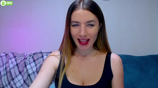 Snapshot of Sweet___Amelia chatting on October 10, 2025, 3:24 pm Sweet   Amelia online show from October 10, 2025, 3:24 pm