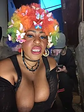 AmazonianMistress online show from May 24, 2026, 1:16 am
